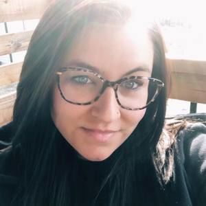 Meet your Posher, Sarah claude